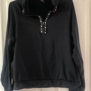 Women’s Nike sweatshirt